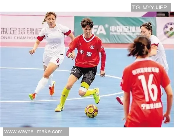 足球明星美女转会瞬间精彩瞬间尽显魅力与风采的图片集锦 足球明星美女转会瞬间精彩瞬间尽显魅力与风采的图片集锦